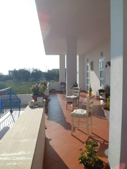 La Caletta Bed And Breakfast Torre Santa Sabina Extérieur photo